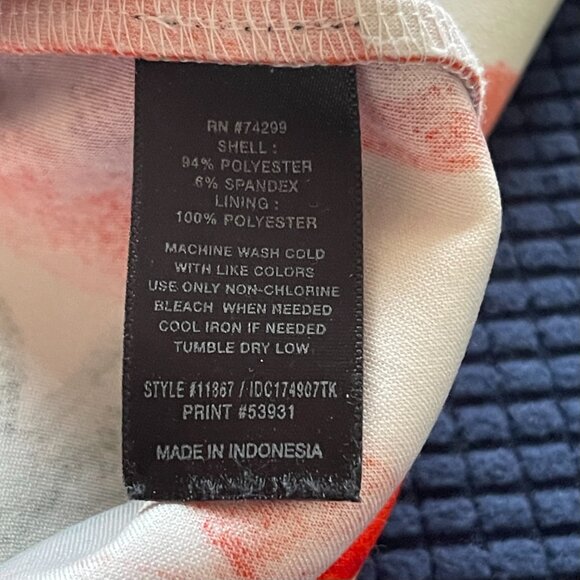 Fitted Cut-Out/Slit-Midi - Picture 8 of 8